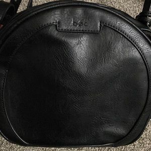 BOC Round black purse